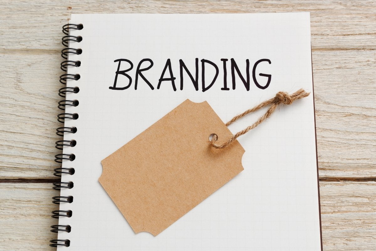 Top 10 Tips for Designing Stunning Brand Logos 6 Brand Logos for tags and labels