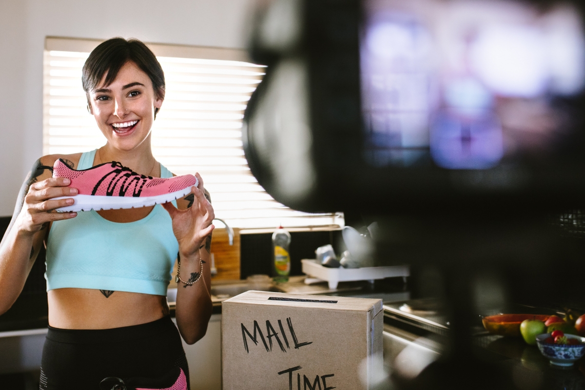 Influencer Marketing Ethics: Navigating Brand Collaborations 9 influencer marketing 8