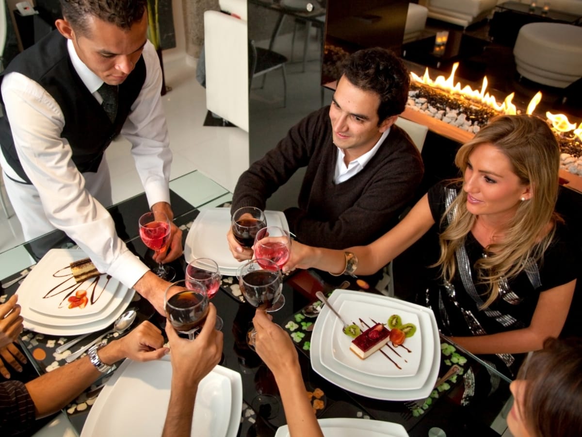 Geo-Fencing: Targeted Marketing for Specific Locations 4 targeted marketing 3